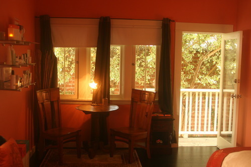 facial-bungalow-relaxing